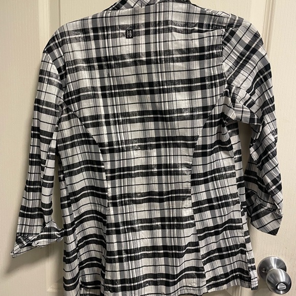 Karv button up shirt - Picture 3 of 6